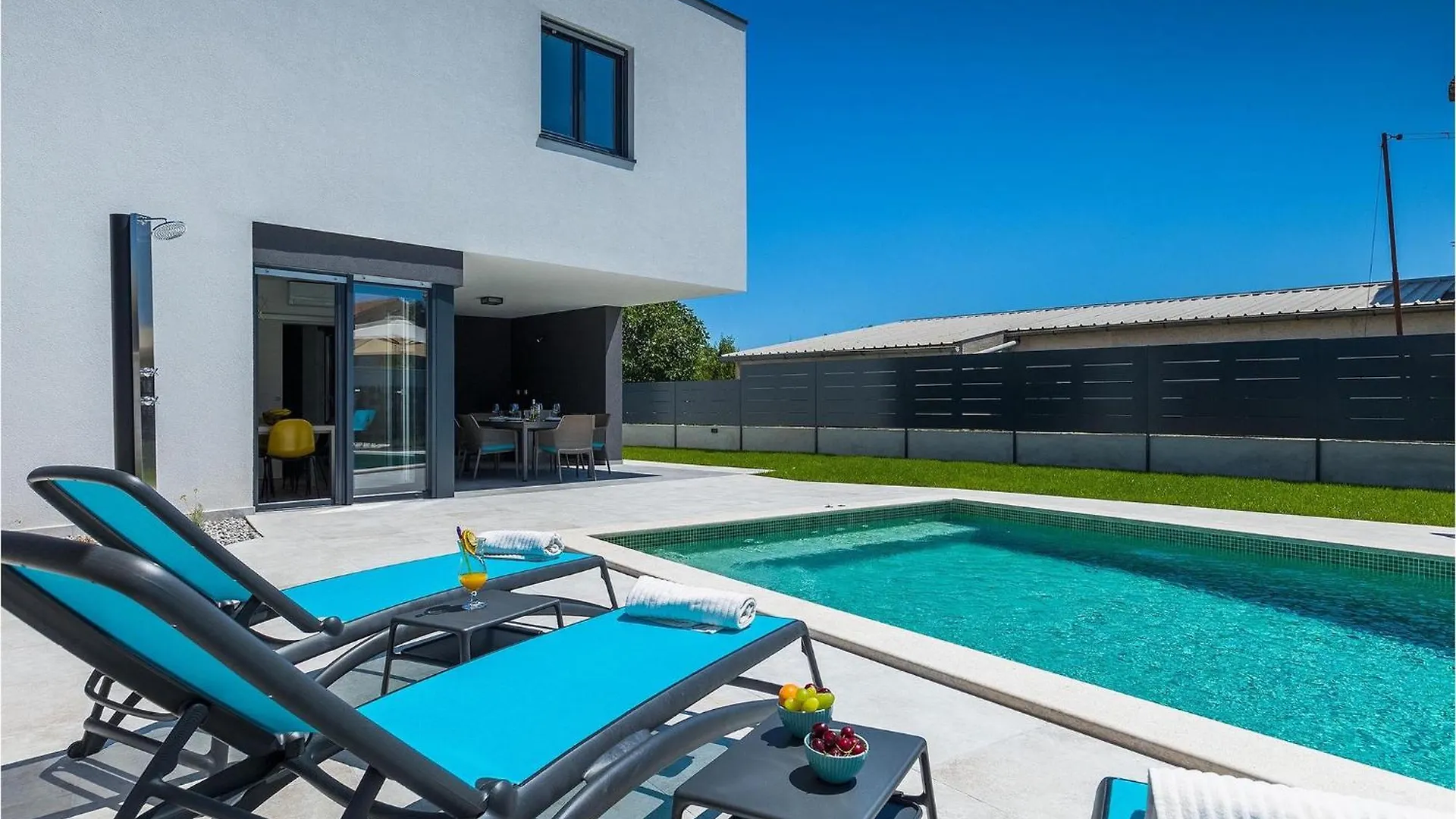 Villa Moderna Pula Holiday home