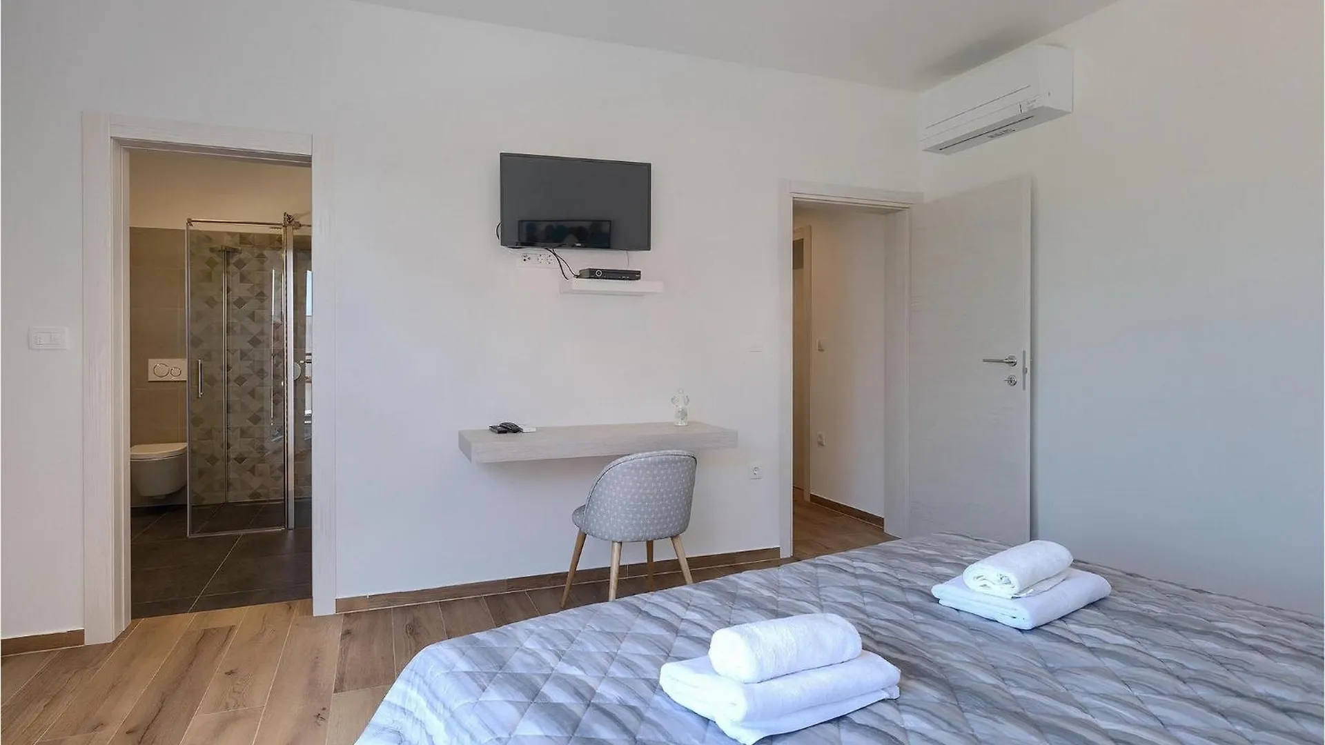 Villa Moderna Πούλα 0*,  Κροατία
